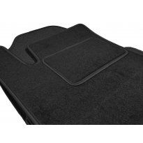 Dywaniki welurowe do samochodu Ford Fiesta VII od 2016- czarne z lamówką dywaniki pod wymiar samochodu